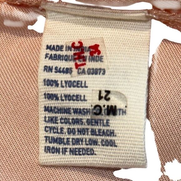 American Eagle Outfitters Peach Pink Long Sleeve Button Up Shirt Ladies Medium - Picture 4 of 8